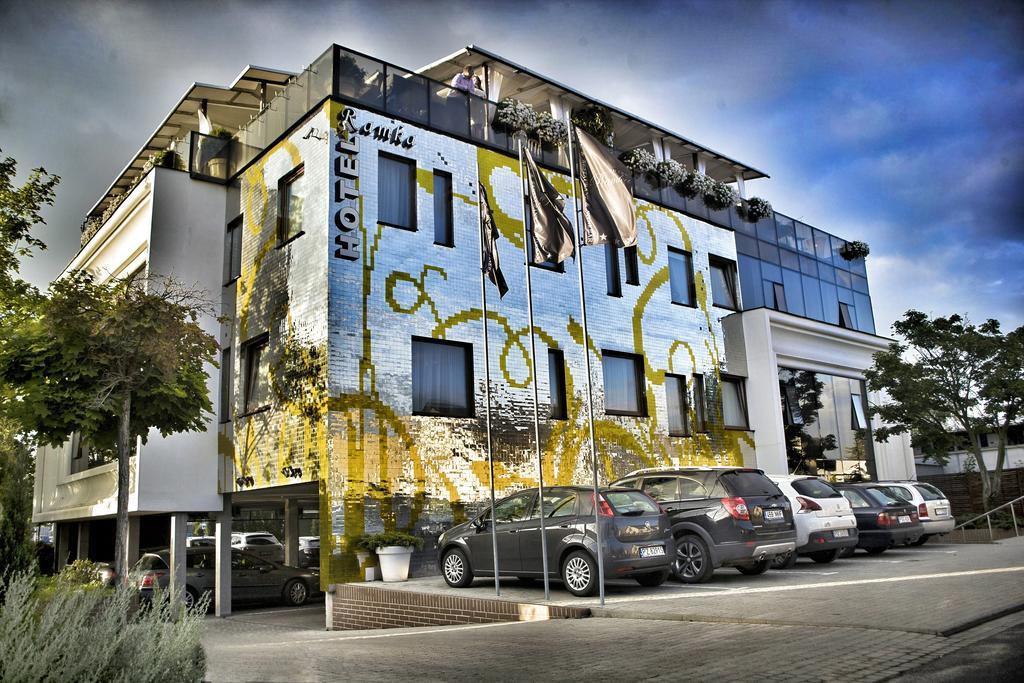 Hotel Ramka & Restaurant & Wine Bar Πόζναν Εξωτερικό φωτογραφία